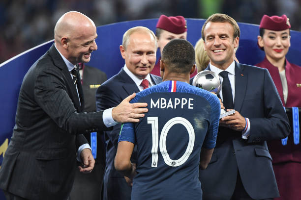 中场新星曹 中场新星曹