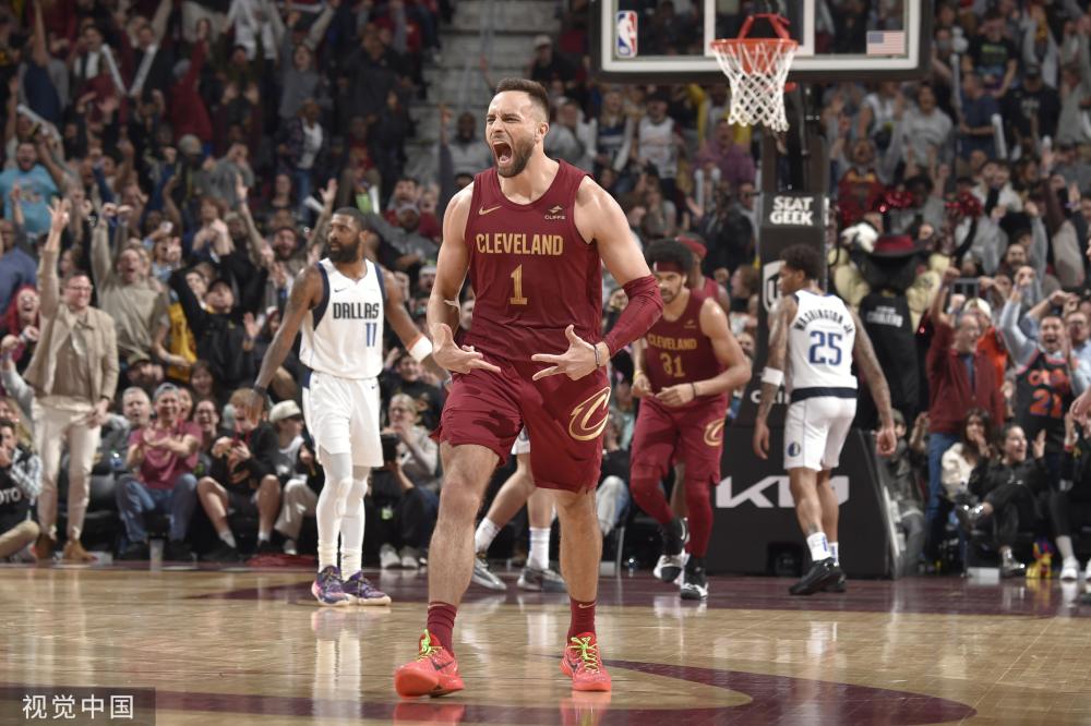 城的鋒線更 城的鋒線更